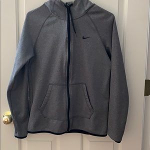Nike therma-fit zip-up hooded sweater